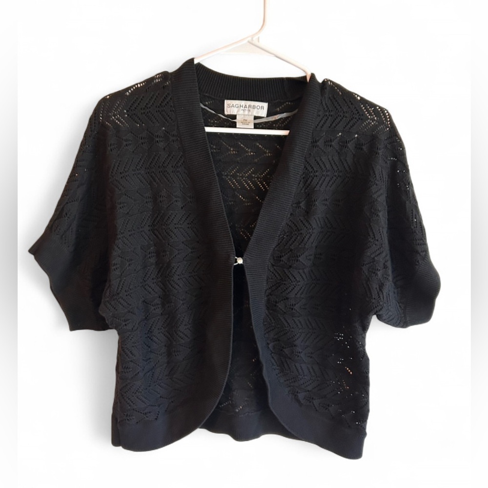 Vintage / Y2K Sag Harbor Short Sleeve Crochet Cardigan with Silver Clasp